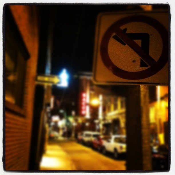 no-left-turn